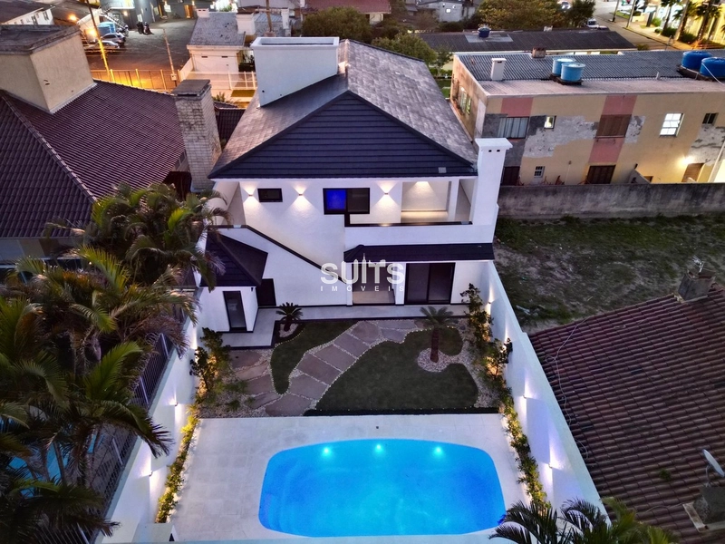 Mansão Neoclássica na praia de Atlântida: 11ª foto da galeria de imagens do imóvel