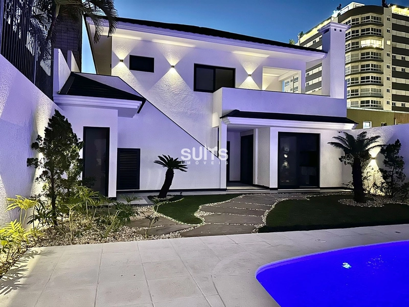 Mansão Neoclássica na praia de Atlântida: 16ª foto da galeria de imagens do imóvel