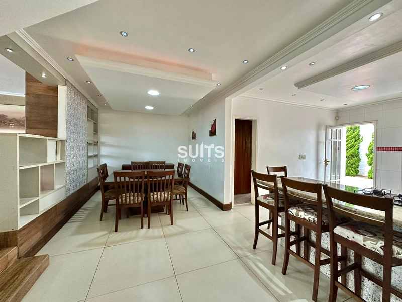 Excelente sobrado à venda na praia de Rainha do Mar em Xangri-lá: 4ª foto da galeria de imagens do imóvel