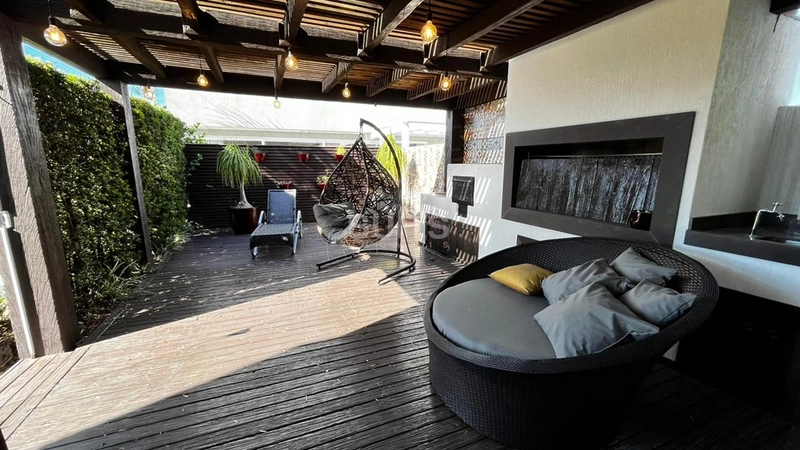 Excelente sobrado de esquina no condomínio Las Palmas: 15ª foto da galeria de imagens do imóvel