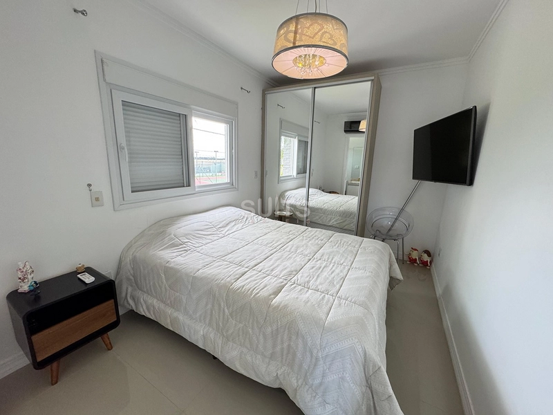 Excelente sobrado de esquina no condomínio Las Palmas: 27ª foto da galeria de imagens do imóvel