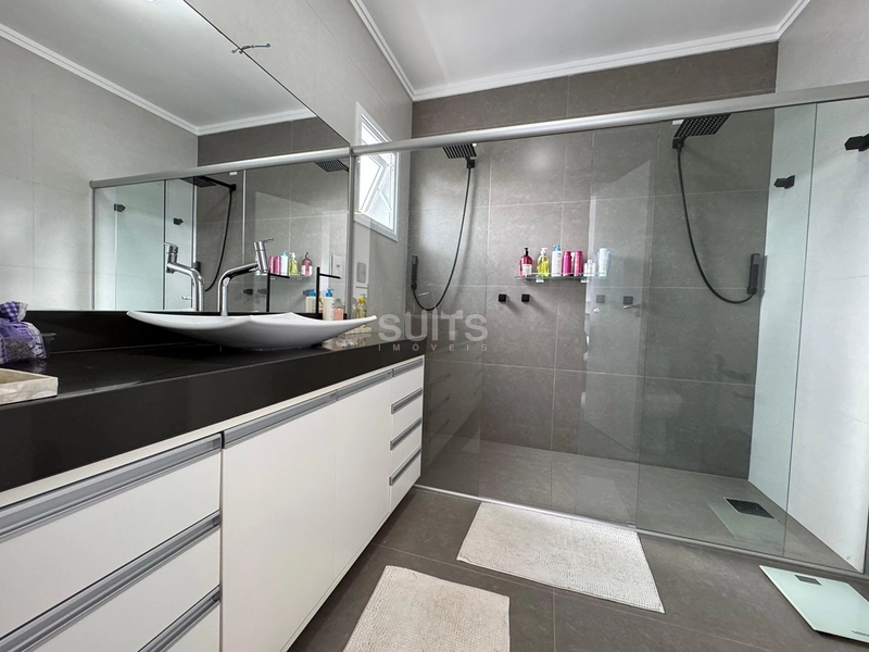 Excelente sobrado de esquina no condomínio Las Palmas: 23ª foto da galeria de imagens do imóvel