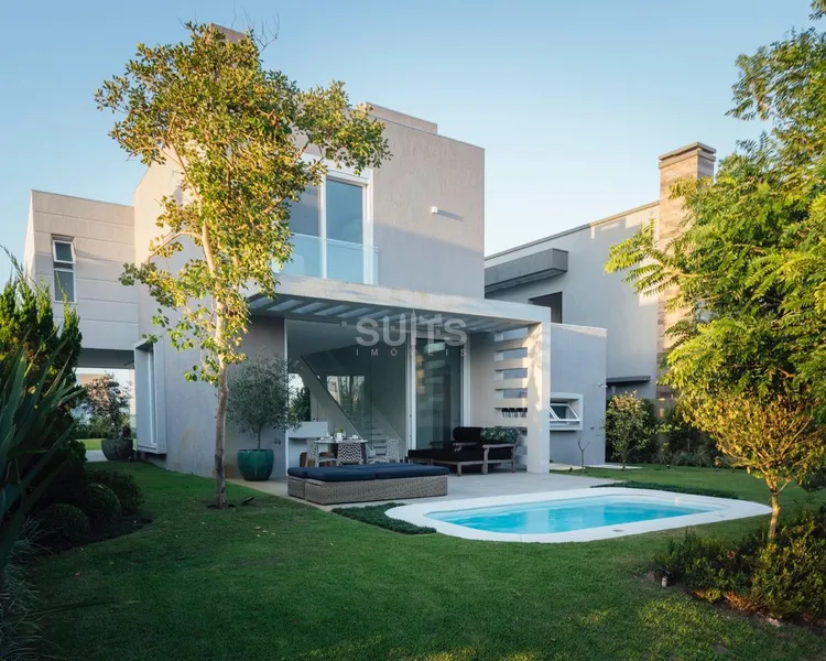 Lindo Sobrado no Condomínio Enseada: 32ª foto da galeria de imagens do imóvel