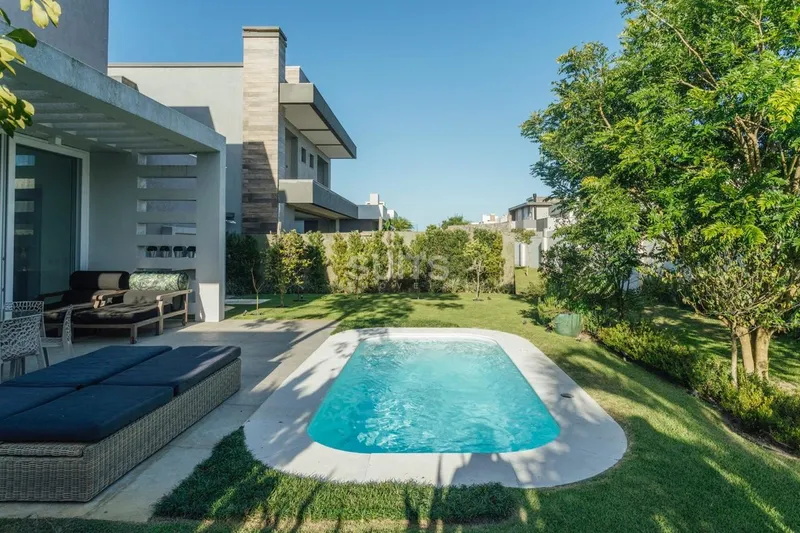 Lindo Sobrado no Condomínio Enseada: 31ª foto da galeria de imagens do imóvel