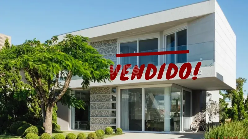 Lindo Sobrado no Condomínio Enseada: 1ª foto da galeria de imagens do imóvel