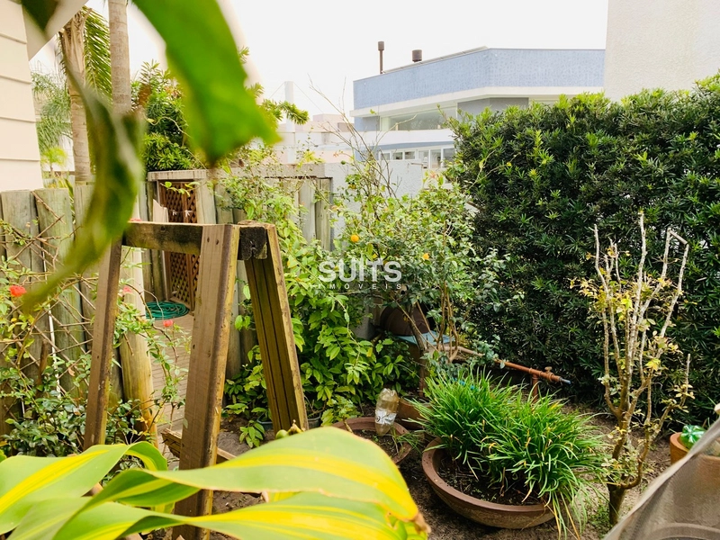 EXCELENTE CASA CONDOMINIO QUINTAS DOS LAGOS: 36ª foto da galeria de imagens do imóvel