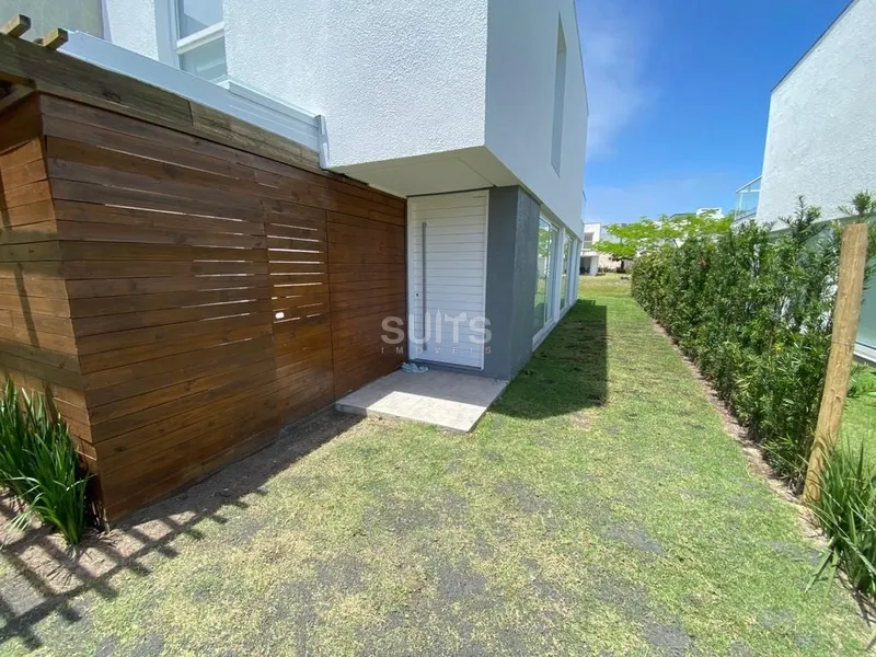 Excelente Sobrado no Condominio One em Atlântida: 18ª foto da galeria de imagens do imóvel