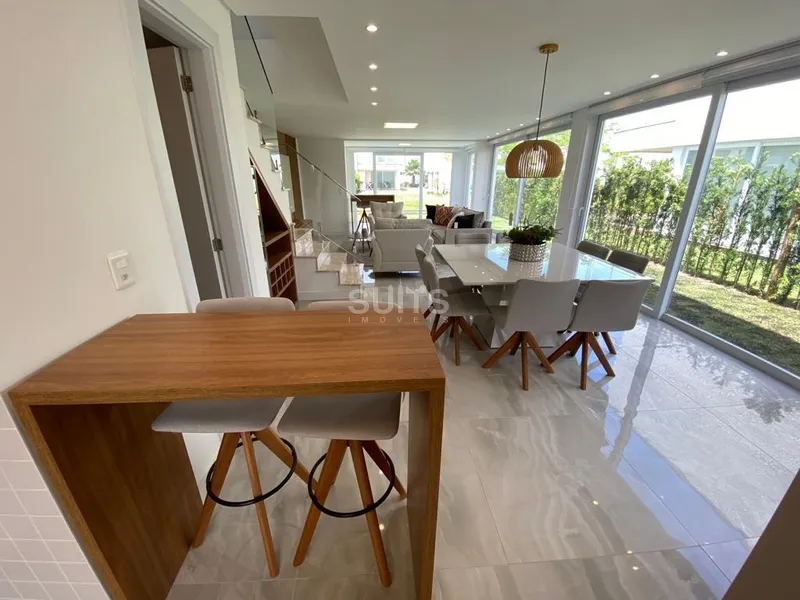 Excelente Sobrado no Condominio One em Atlântida: 6ª foto da galeria de imagens do imóvel