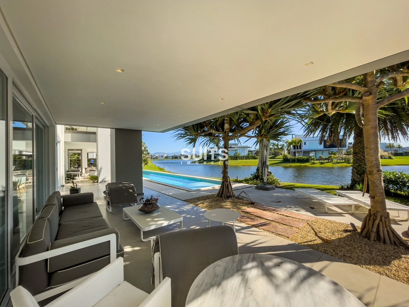 Mansão com 03 terrenos no condomínio Enseada: 77ª foto da galeria de imagens do imóvel