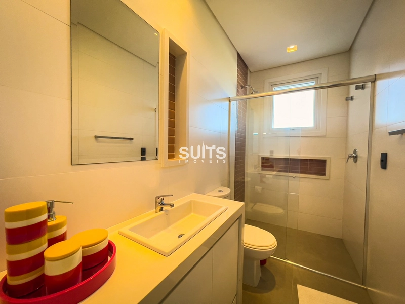 Mansão com 03 terrenos no condomínio Enseada: 41ª foto da galeria de imagens do imóvel