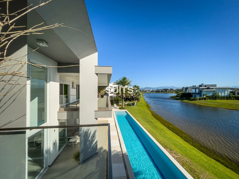 Mansão com 03 terrenos no condomínio Enseada: 27ª foto da galeria de imagens do imóvel