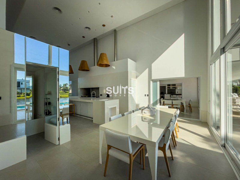 Mansão com 03 terrenos no condomínio Enseada: 8ª foto da galeria de imagens do imóvel