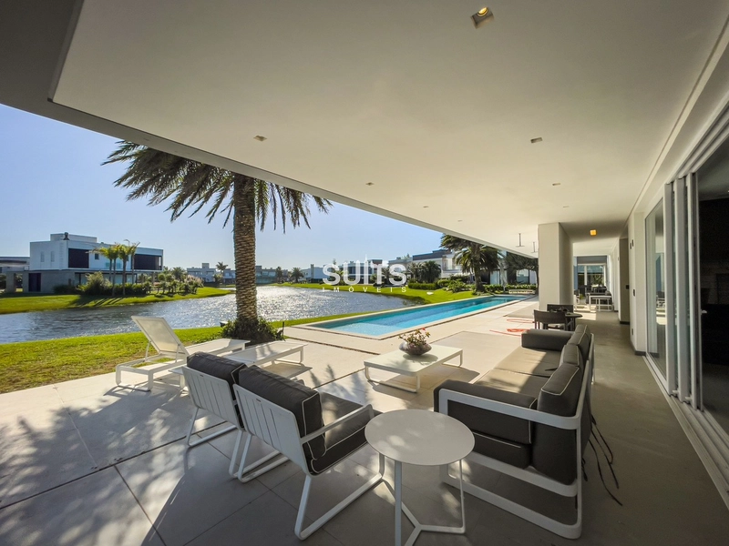 Mansão com 03 terrenos no condomínio Enseada: 74ª foto da galeria de imagens do imóvel