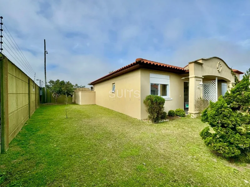 Excelente casa mobiliada e decorada à venda no condomínio Casa Hermosa: 1ª foto da galeria de imagens do imóvel