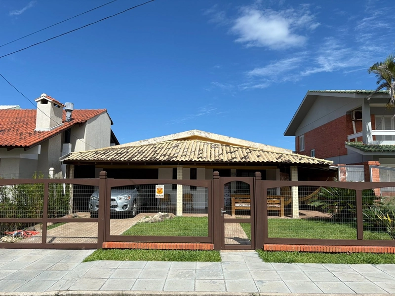 Excelente casa á venda no Centro: 3ª foto da galeria de imagens do imóvel