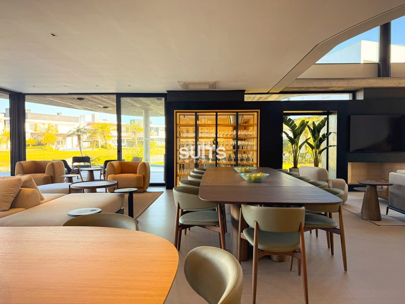 Incrível sobrado beira lago à venda no condomínio Enseada: 10ª foto da galeria de imagens do imóvel