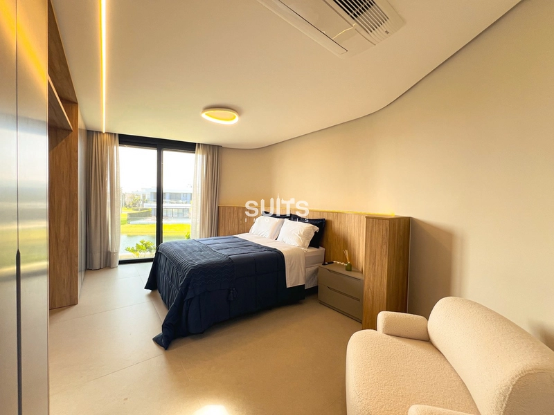 Incrível sobrado beira lago à venda no condomínio Enseada: 70ª foto da galeria de imagens do imóvel