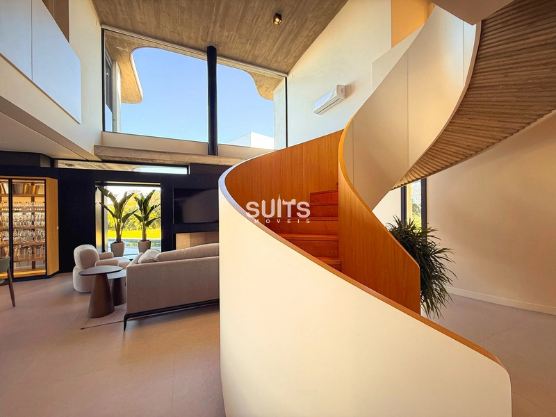 Incrível sobrado beira lago à venda no condomínio Enseada: 47ª foto da galeria de imagens do imóvel