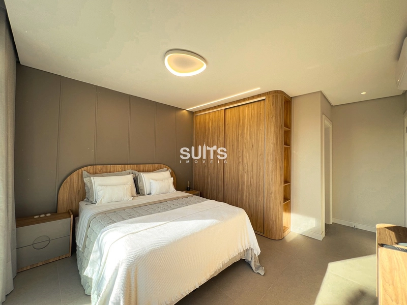 Incrível sobrado beira lago à venda no condomínio Enseada: 76ª foto da galeria de imagens do imóvel