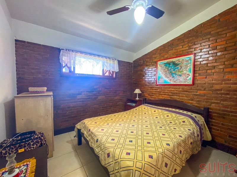 Excelente casa de esquina com localização diferenciada em Atlântida: 12ª foto da galeria de imagens do imóvel