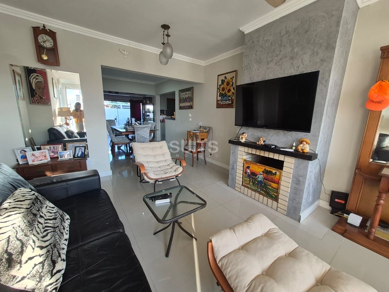 Excelente casa á venda no Centro : 3ª foto da galeria de imagens do imóvel