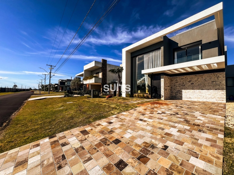 Excelente sobrado à venda no condomínio Riviera: 2ª foto da galeria de imagens do imóvel