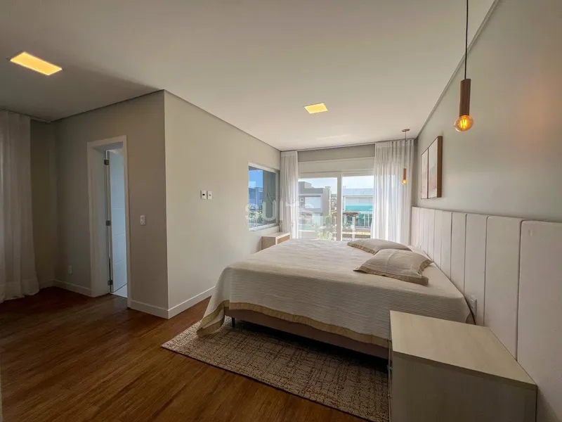 Magnífico sobrado beira-lago no Condomínio Malibu: 33ª foto da galeria de imagens do imóvel