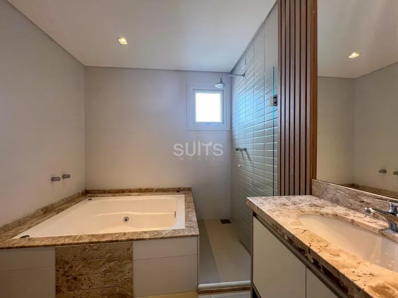 Magnífico sobrado beira-lago no Condomínio Malibu: 38ª foto da galeria de imagens do imóvel