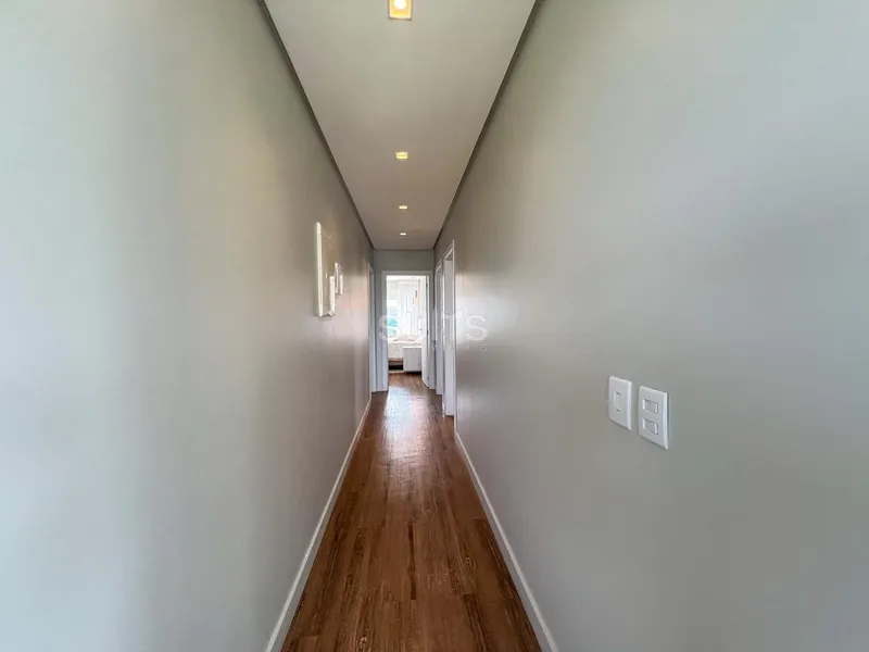 Magnífico sobrado beira-lago no Condomínio Malibu: 28ª foto da galeria de imagens do imóvel