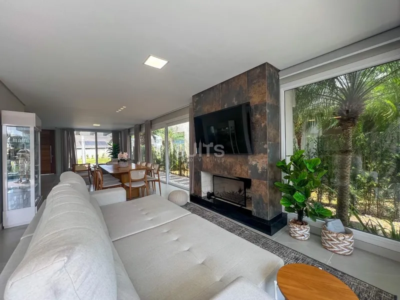 Magnífico sobrado beira-lago no Condomínio Malibu: 17ª foto da galeria de imagens do imóvel