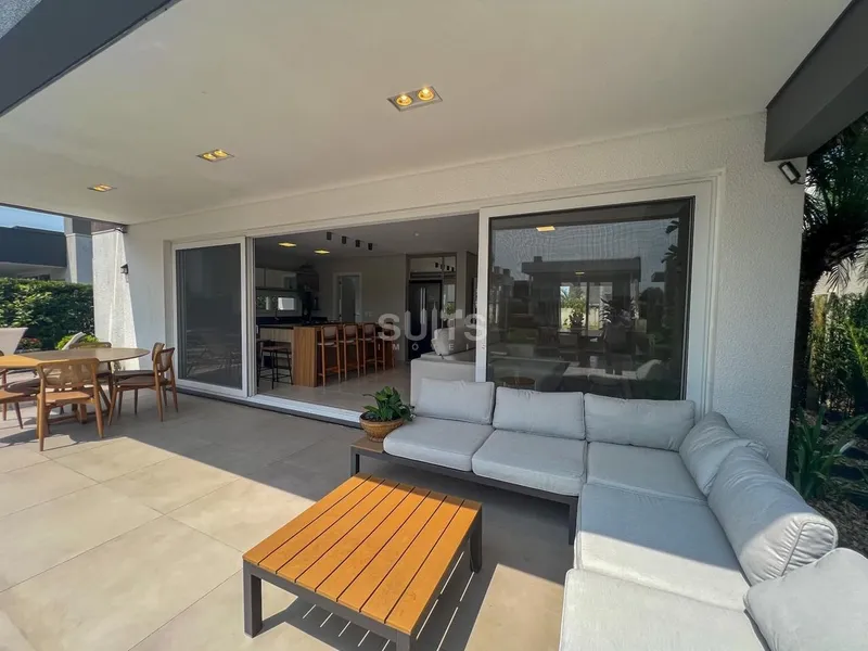 Magnífico sobrado beira-lago no Condomínio Malibu: 23ª foto da galeria de imagens do imóvel