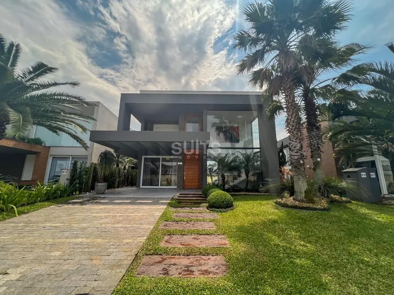 Magnífico sobrado beira-lago no Condomínio Malibu: 3ª foto da galeria de imagens do imóvel