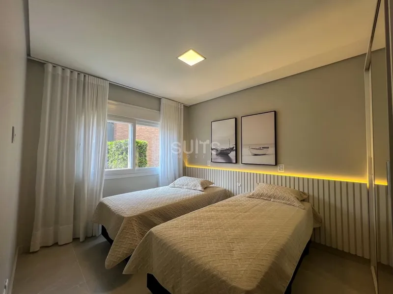 Magnífico sobrado beira-lago no Condomínio Malibu: 26ª foto da galeria de imagens do imóvel