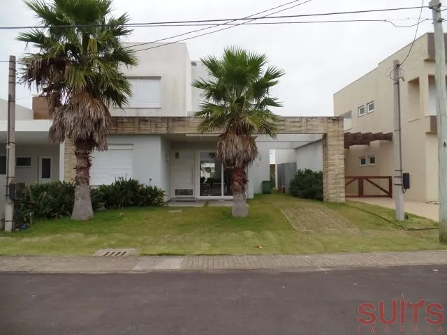 Linda sobrado à venda no condomínio Las Palmas: 2ª foto da galeria de imagens do imóvel