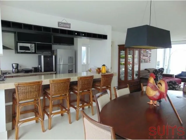 Linda sobrado à venda no condomínio Las Palmas: 10ª foto da galeria de imagens do imóvel