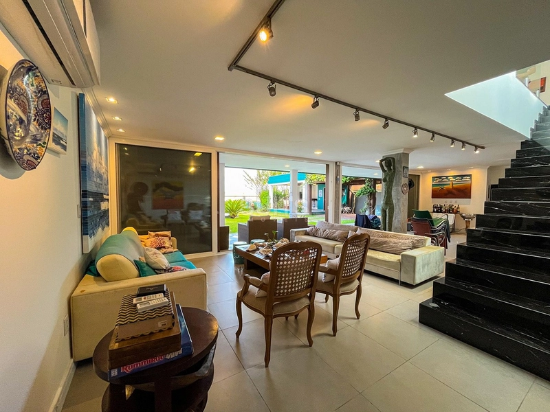 Excelente sobrado à venda em Atlântida : 15ª foto da galeria de imagens do imóvel