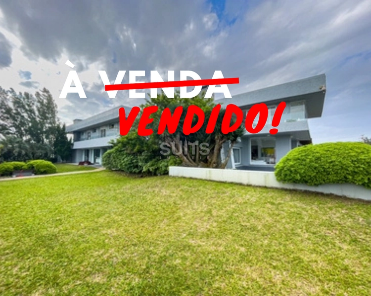 Magnifica mansão à beira mar na praia de Atlântida: 1ª foto da galeria de imagens do imóvel