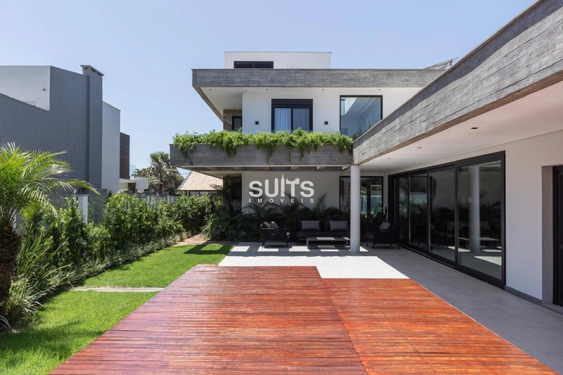 Excelente sobrado à venda na praia de Atlântida: 31ª foto da galeria de imagens do imóvel