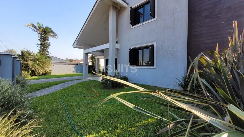 Imponente sobrado em Mariapolis, próximo ao mar!: 3ª foto da galeria de imagens do imóvel