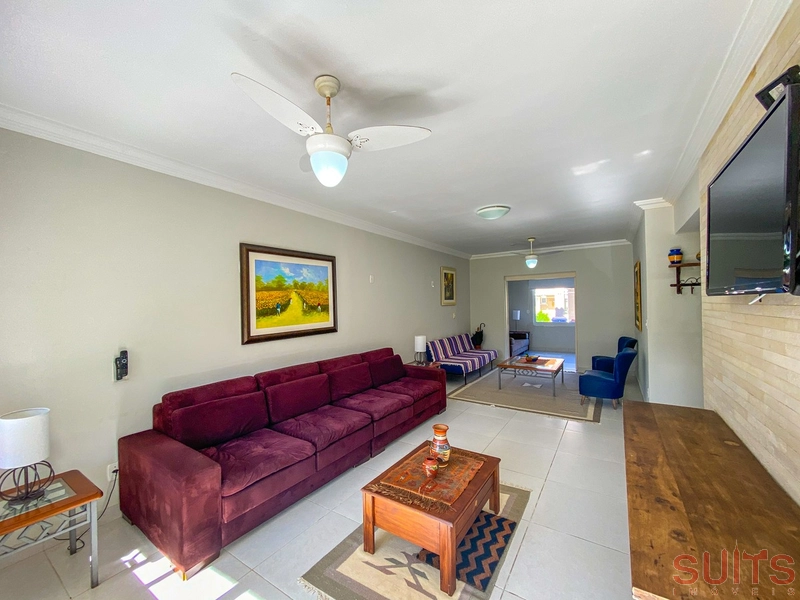 Linda casa à 03 quadras do mar no condomínio Villas Resort: 1ª foto da galeria de imagens do imóvel