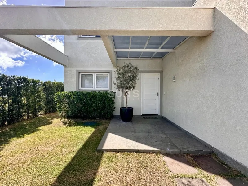 Sobrado beira lago no condomínio Pateo Marbella: 3ª foto da galeria de imagens do imóvel