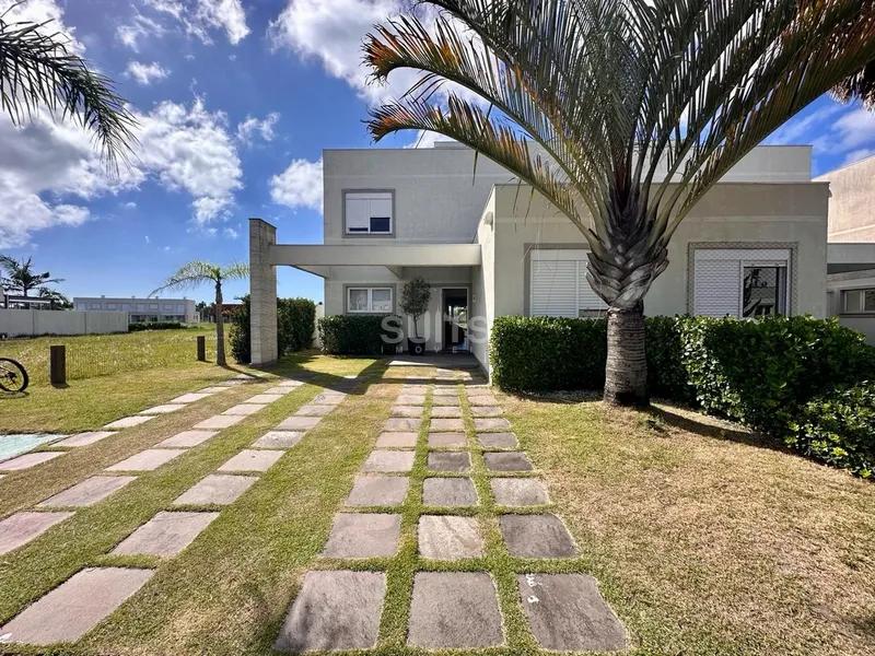 Sobrado beira lago no condomínio Pateo Marbella: 2ª foto da galeria de imagens do imóvel