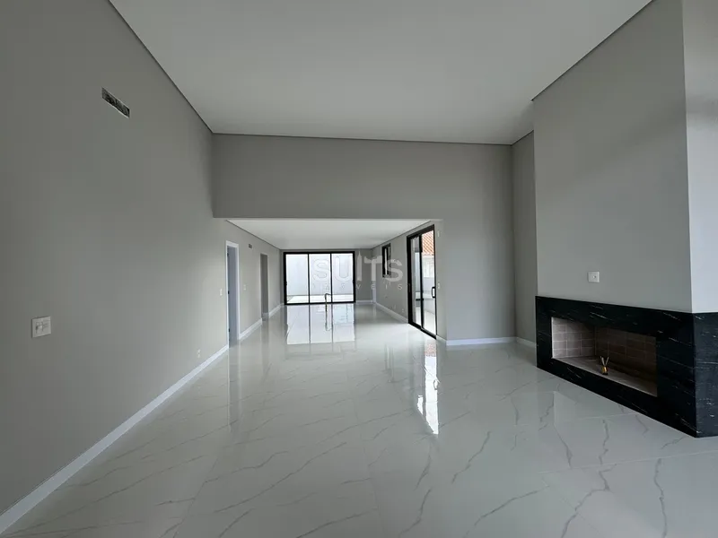 Incrível Casa NOVA no Centro de Xangri-Lá: 4ª foto da galeria de imagens do imóvel