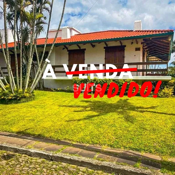 Ótima casa de esquina na praia de Atlântida: 1ª foto da galeria de imagens do imóvel