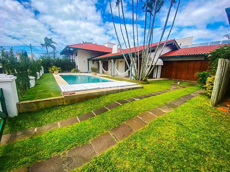 Ótima casa de esquina na praia de Atlântida: 5ª foto da galeria de imagens do imóvel