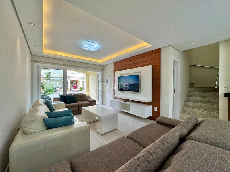 Excelente sobrado à venda no condomínio Villas Resort: 3ª foto da galeria de imagens do imóvel