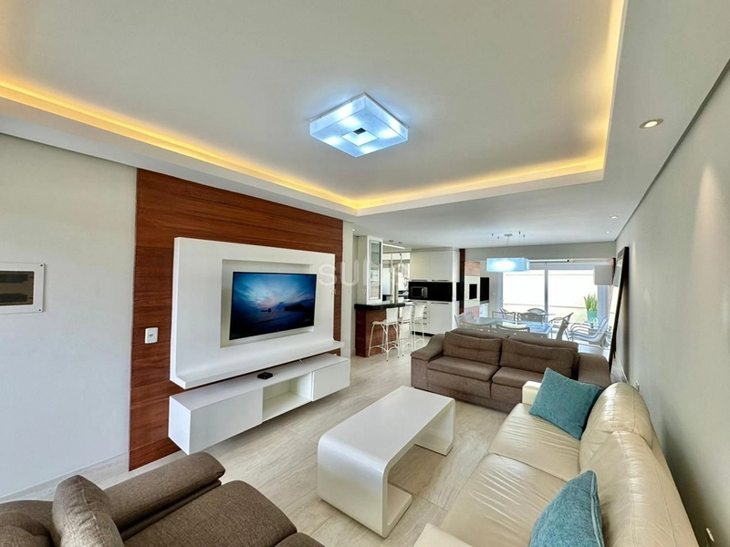 Excelente sobrado à venda no condomínio Villas Resort: 2ª foto da galeria de imagens do imóvel