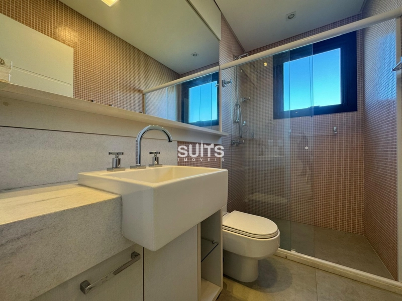 Mansão no condomínio Enseada.: 29ª foto da galeria de imagens do imóvel