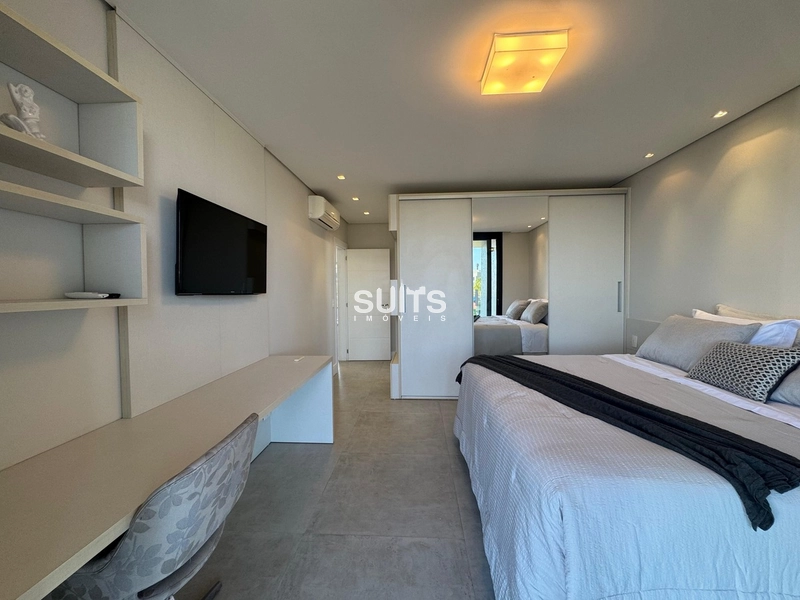 Mansão no condomínio Enseada.: 30ª foto da galeria de imagens do imóvel