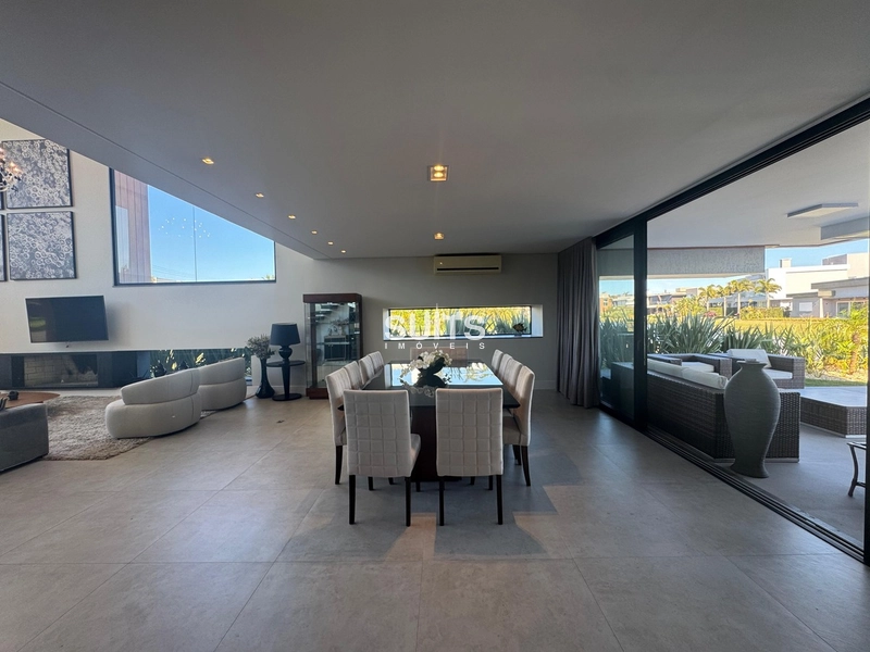 Mansão no condomínio Enseada.: 7ª foto da galeria de imagens do imóvel